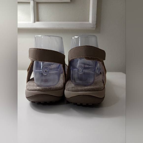 Skechers Women's Memory Foam Sandals Strappy Stretch Cushion Comfort Taupe 8 - Picture 6 of 10